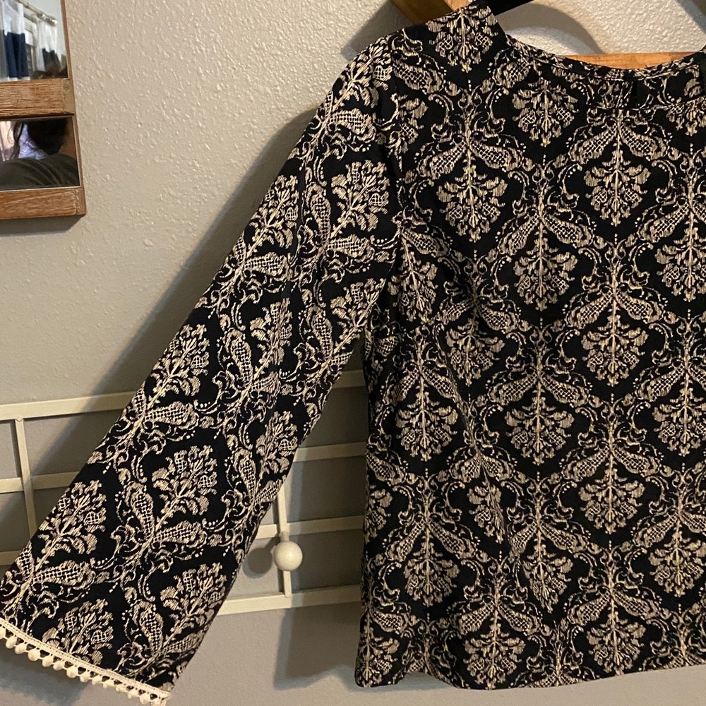 Peppermint Black & White Brocade Patterned Blouse